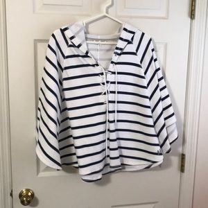 Victoria’s secret  white/blue sweatshirt cape L